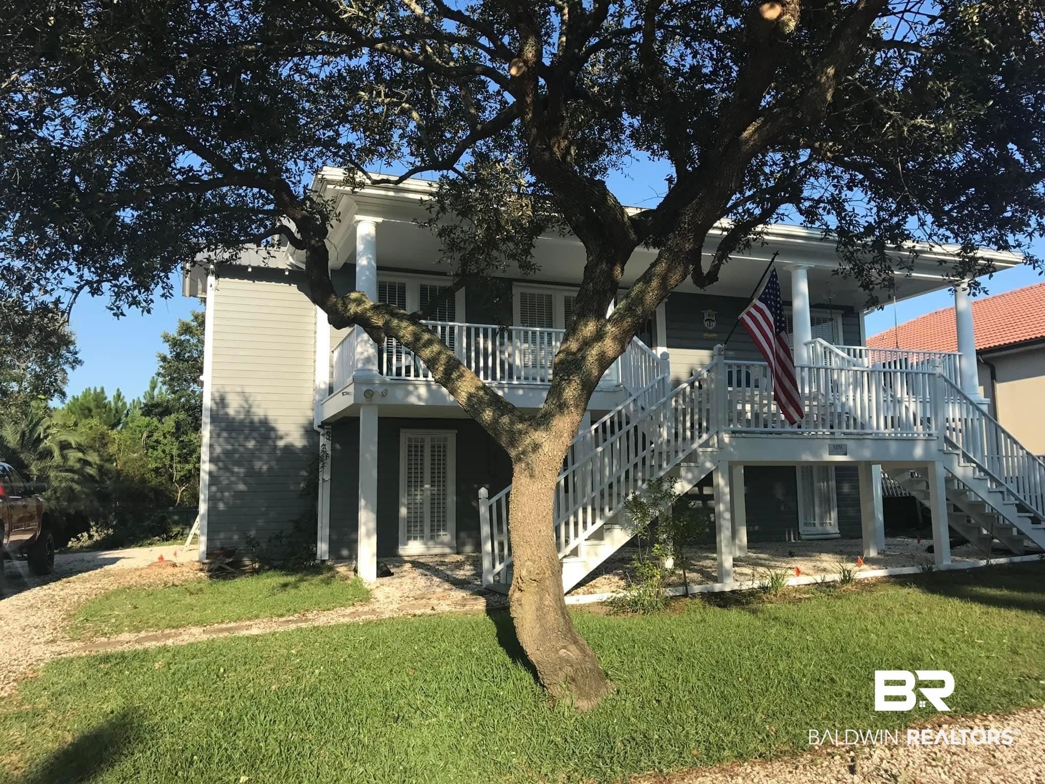 3376 Washington Avenue – photo 1