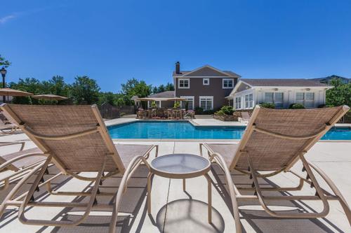 600 Vista Lake Dr Apt 208 – photo 1