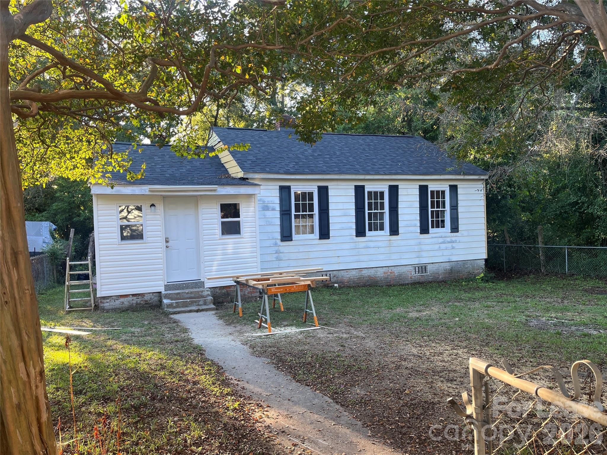 4723 Linden Street – photo 1