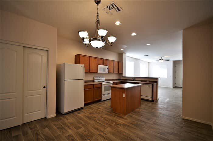 3660 East Temecula Way – photo 5