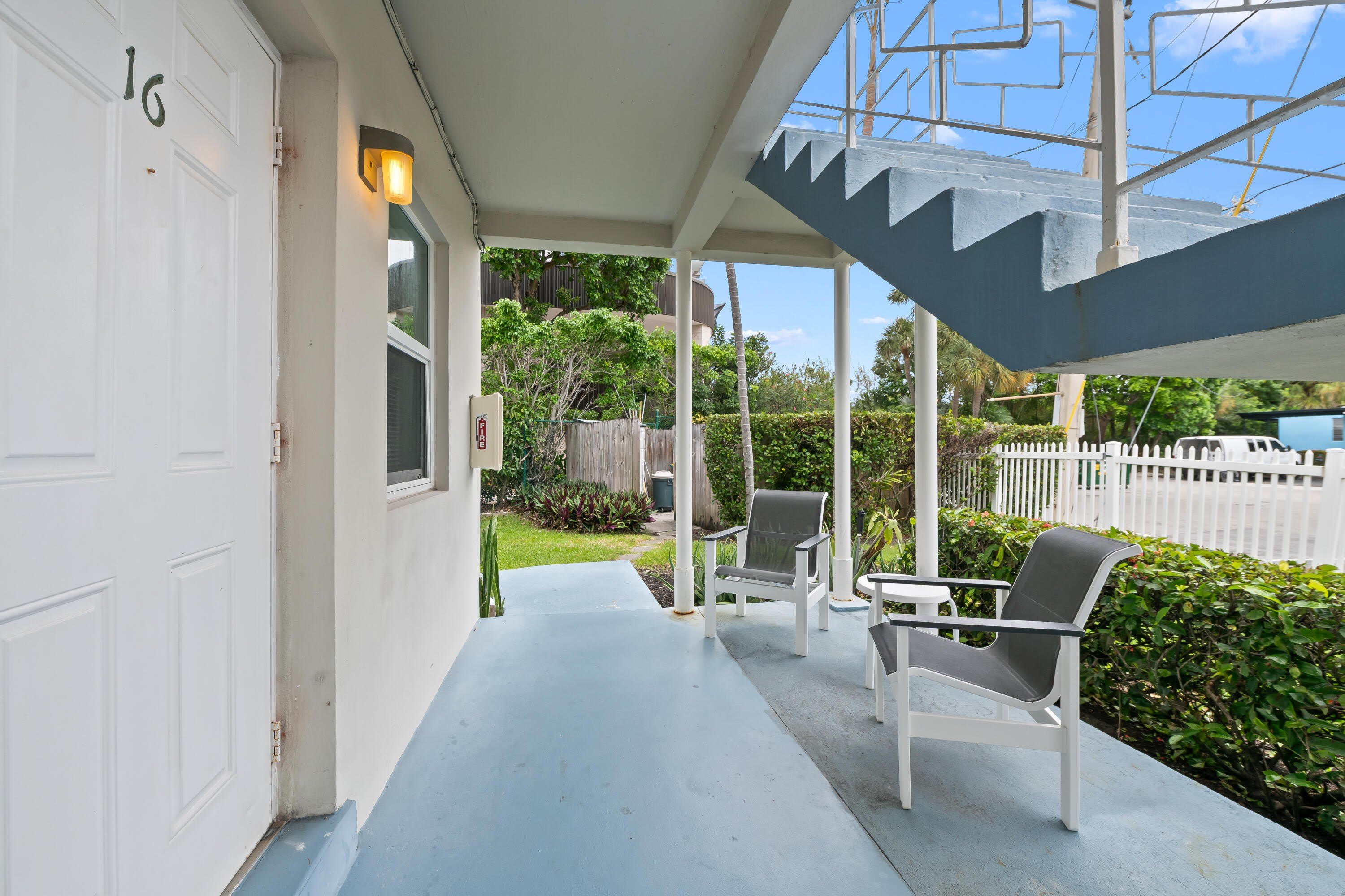 741 Bayshore Drive – photo 5