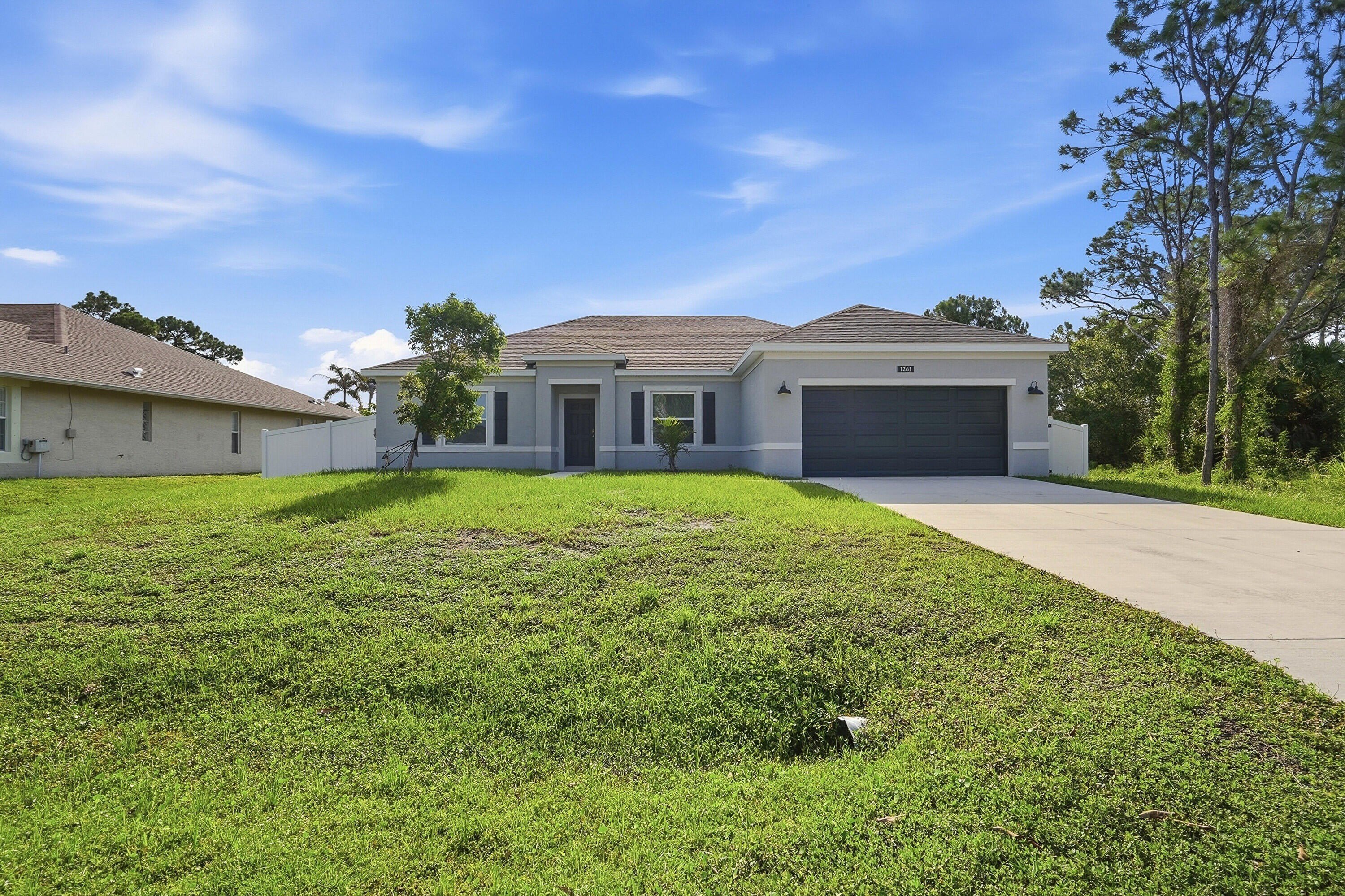 1261 SW Curry Street – photo 2