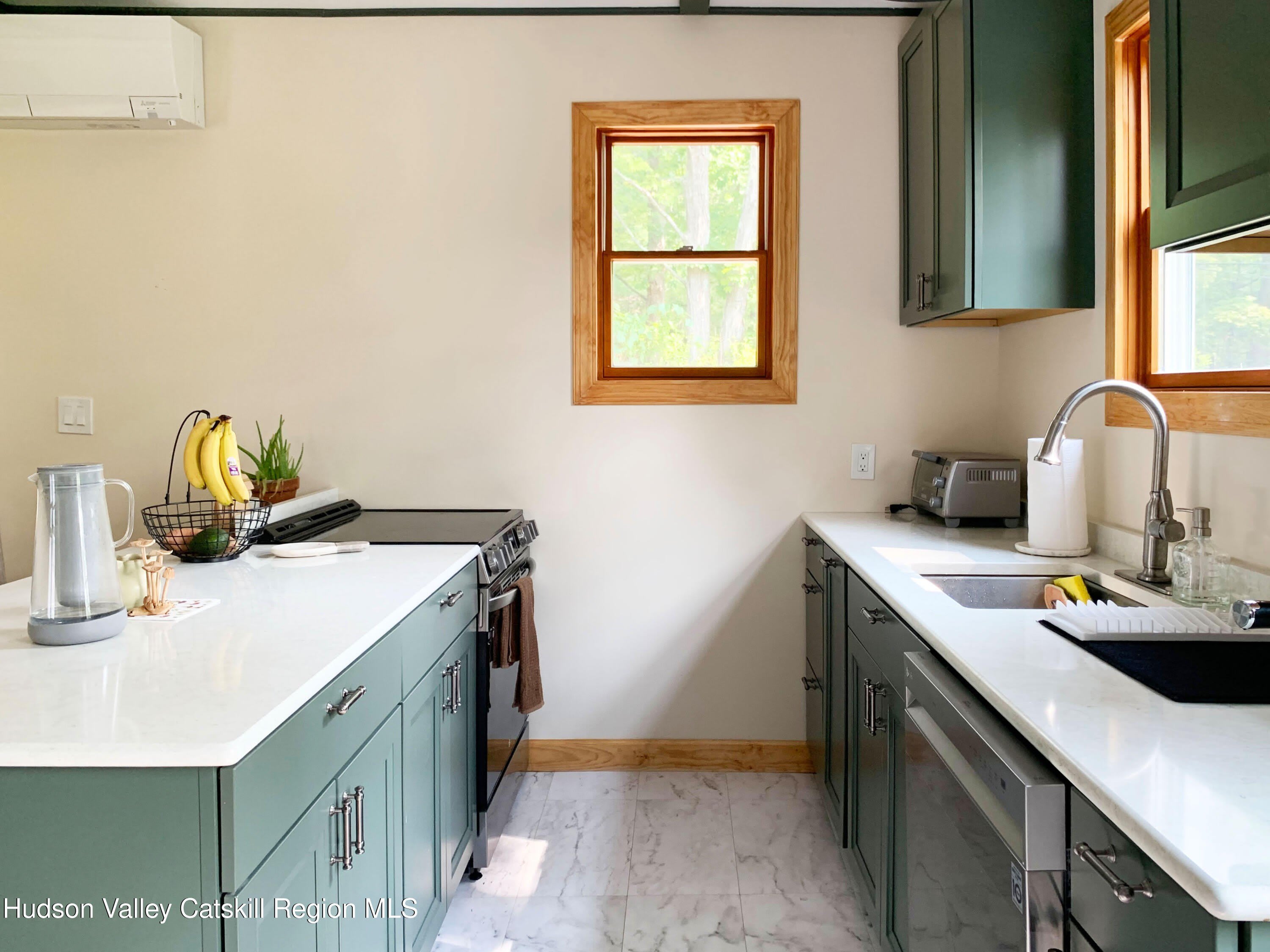 2465 Glasco Turnpike – photo 4