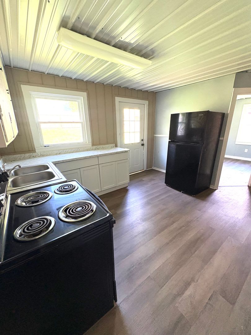Charming 3BR Rental Close to Downtown Glasgow! – photo 4