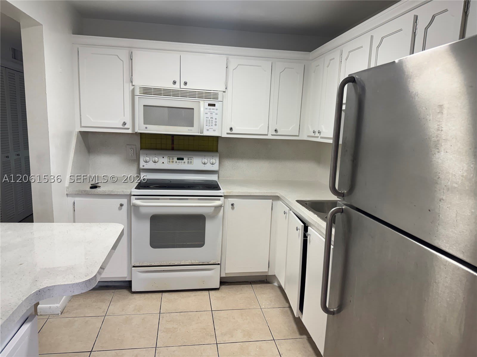 4730 NW 10th Ct – photo 5