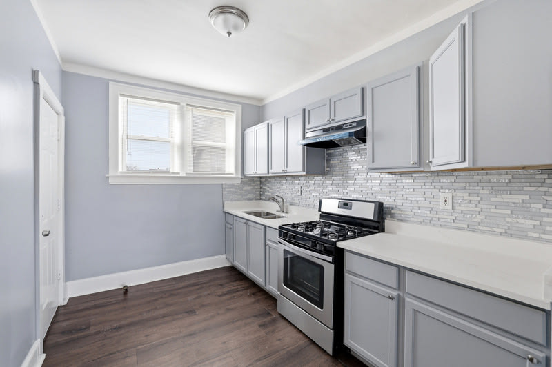8001 South Emerald Avenue 719 2 – photo 5
