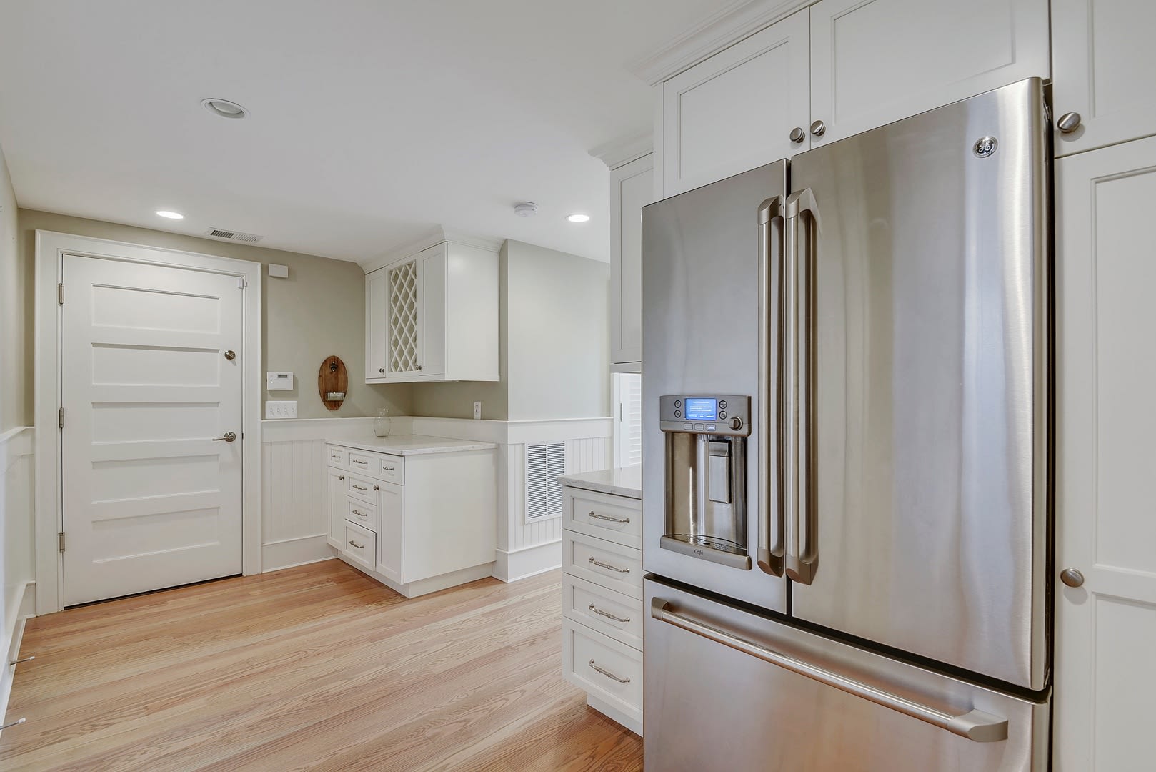 5Br Bethesda Home For Rent – photo 4