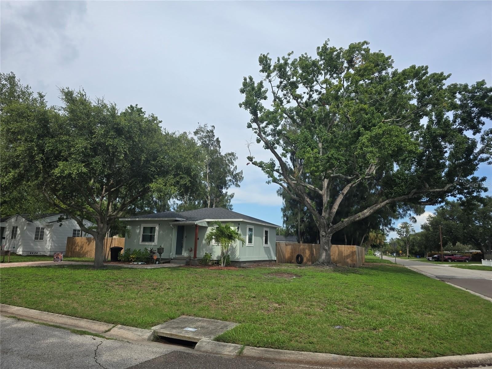 6001 CEDAR Street NE – photo 3
