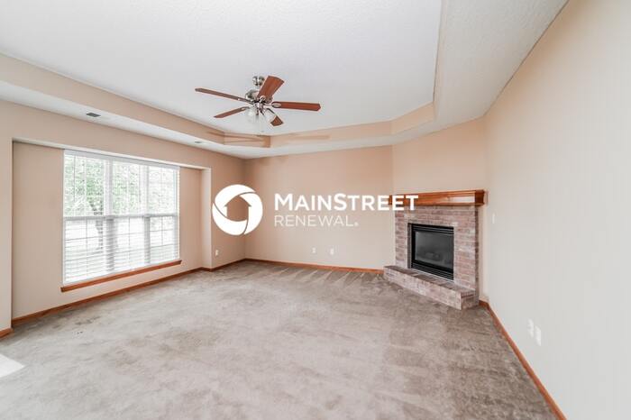 715 Country Lane – photo 4