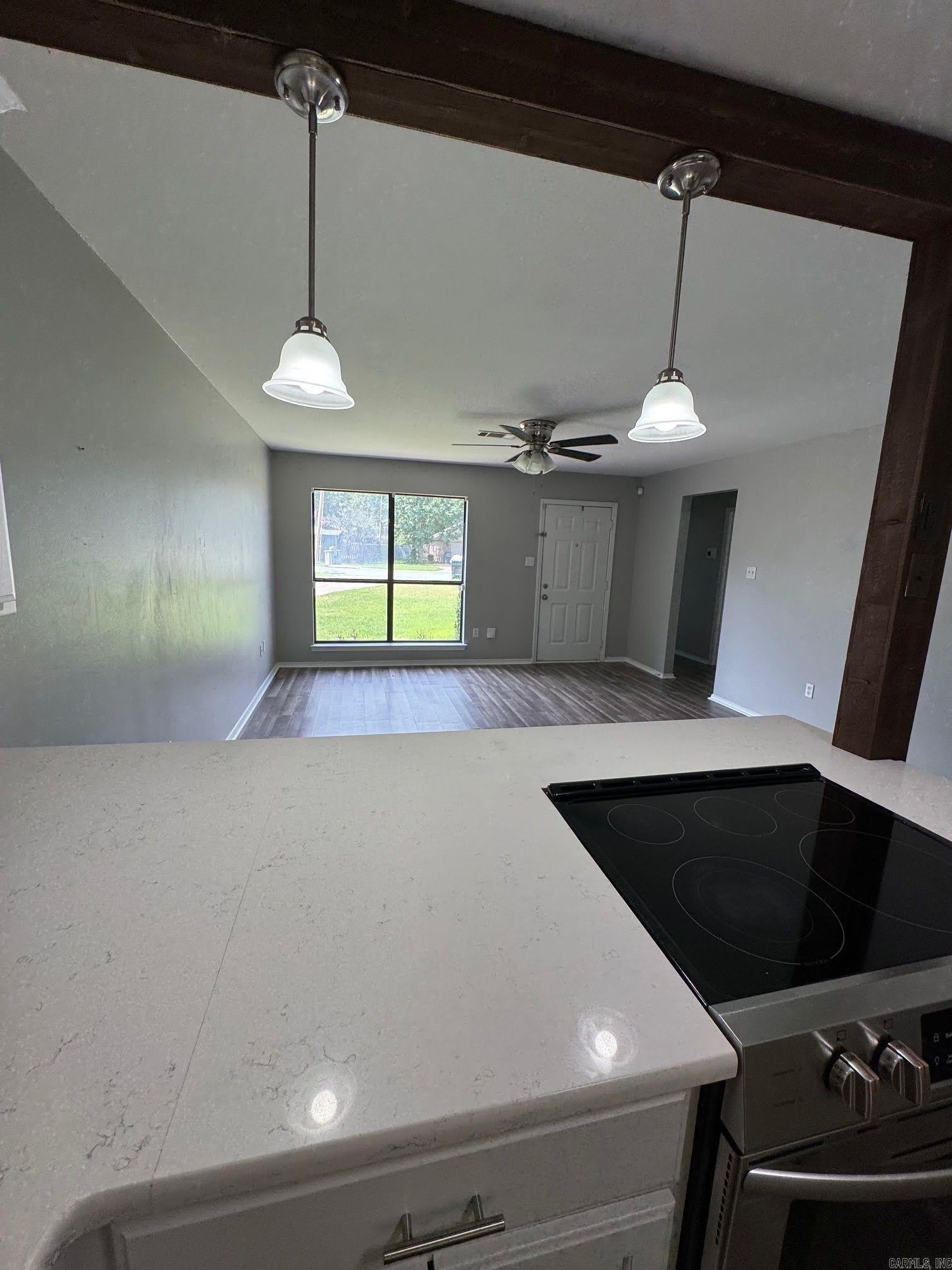 500 SE First Street – photo 3