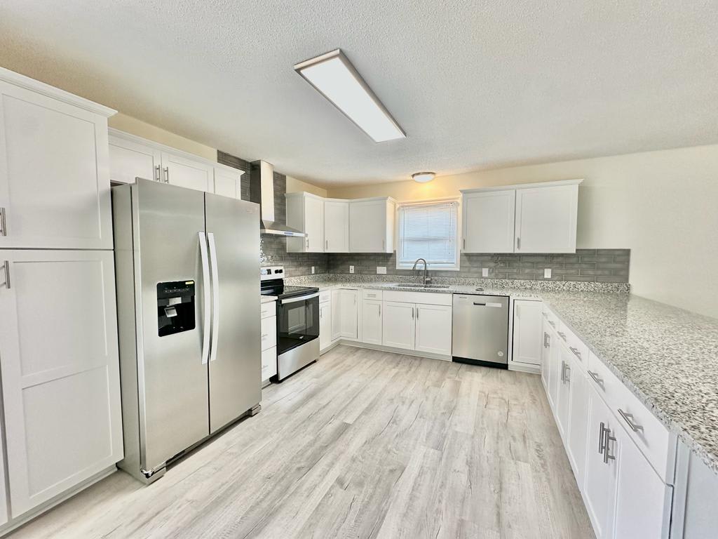 8002 Browne Rd – photo 4