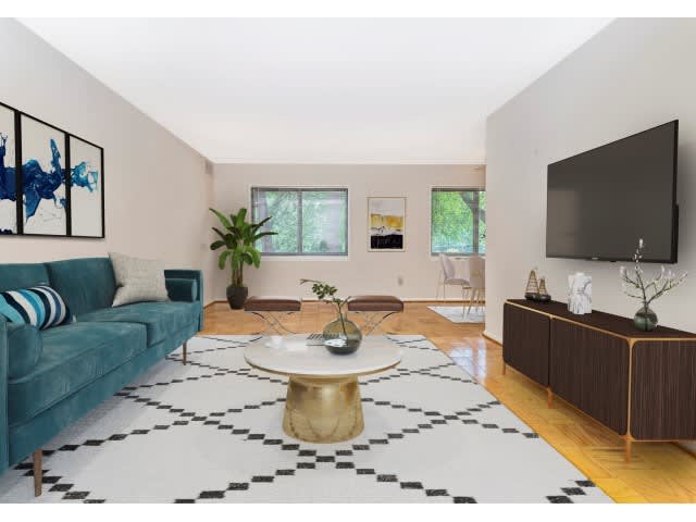 1840 Apartments – photo 3