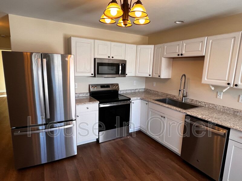 59 Mulberry St – photo 2