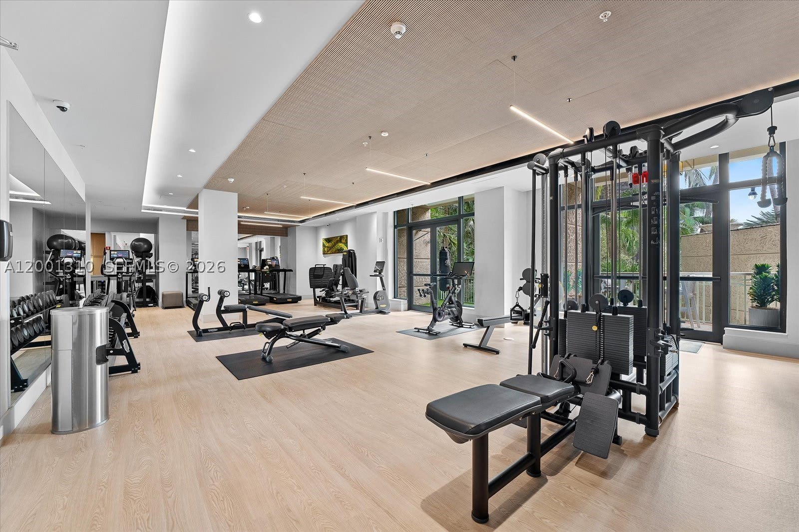 3400 SW 27th Ave – photo 2