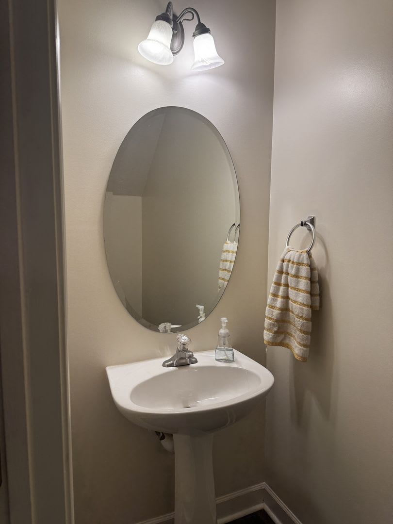 Luxury across the street from MTSU! – photo 4