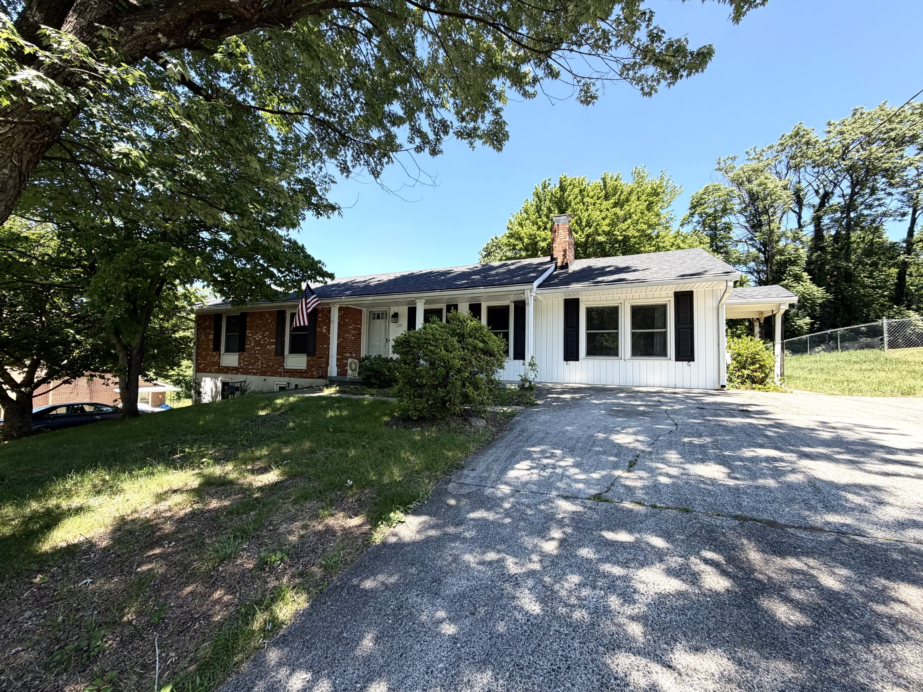 1125 Sheffield Drive – photo 3