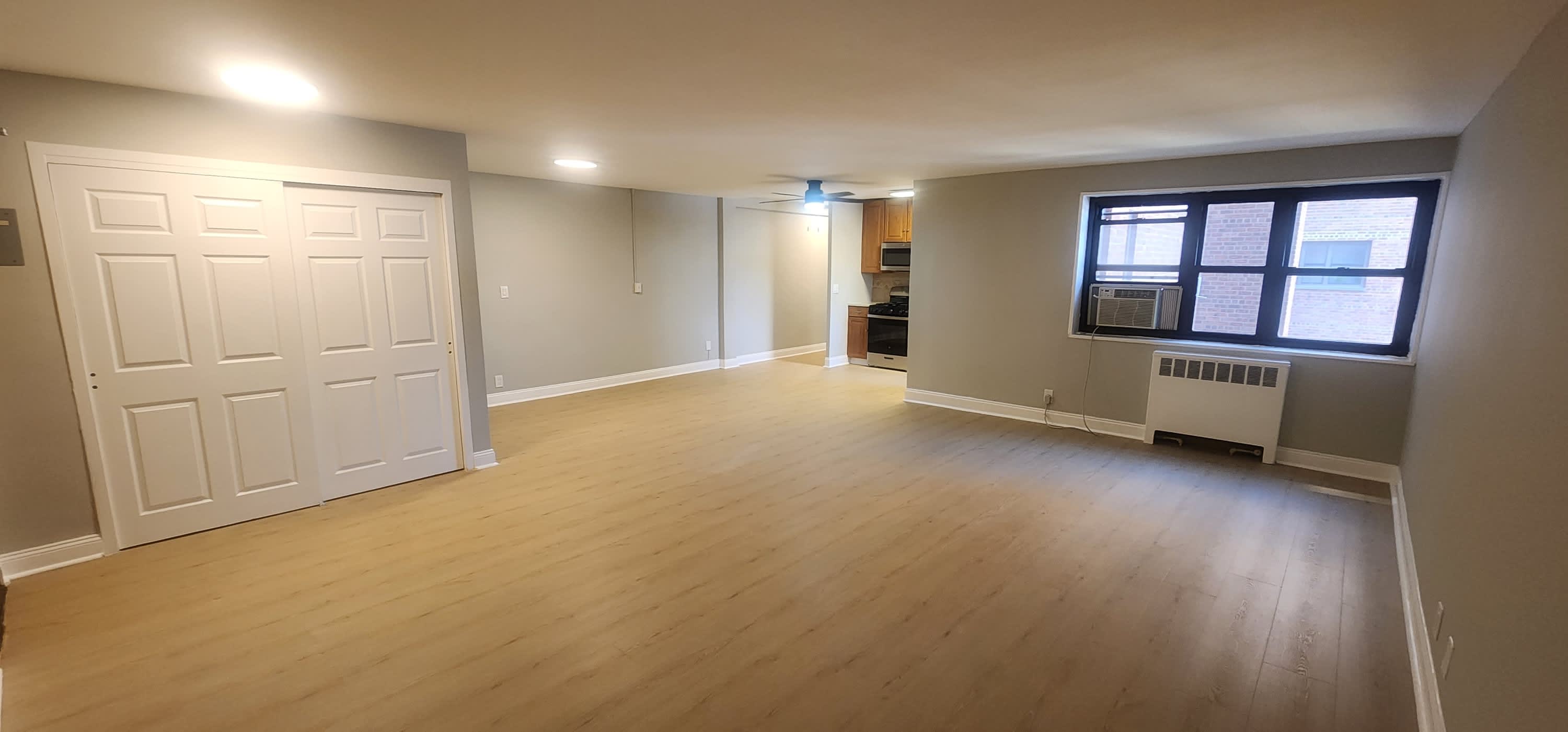 208 Anderson Street – photo 2
