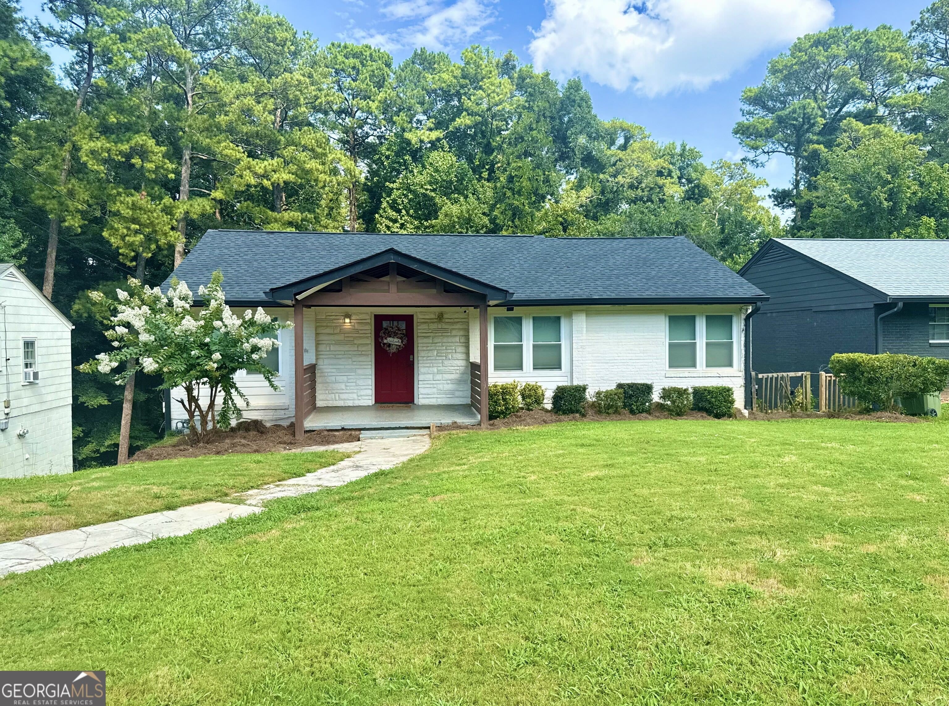 1272 Westridge Road SW – photo 1
