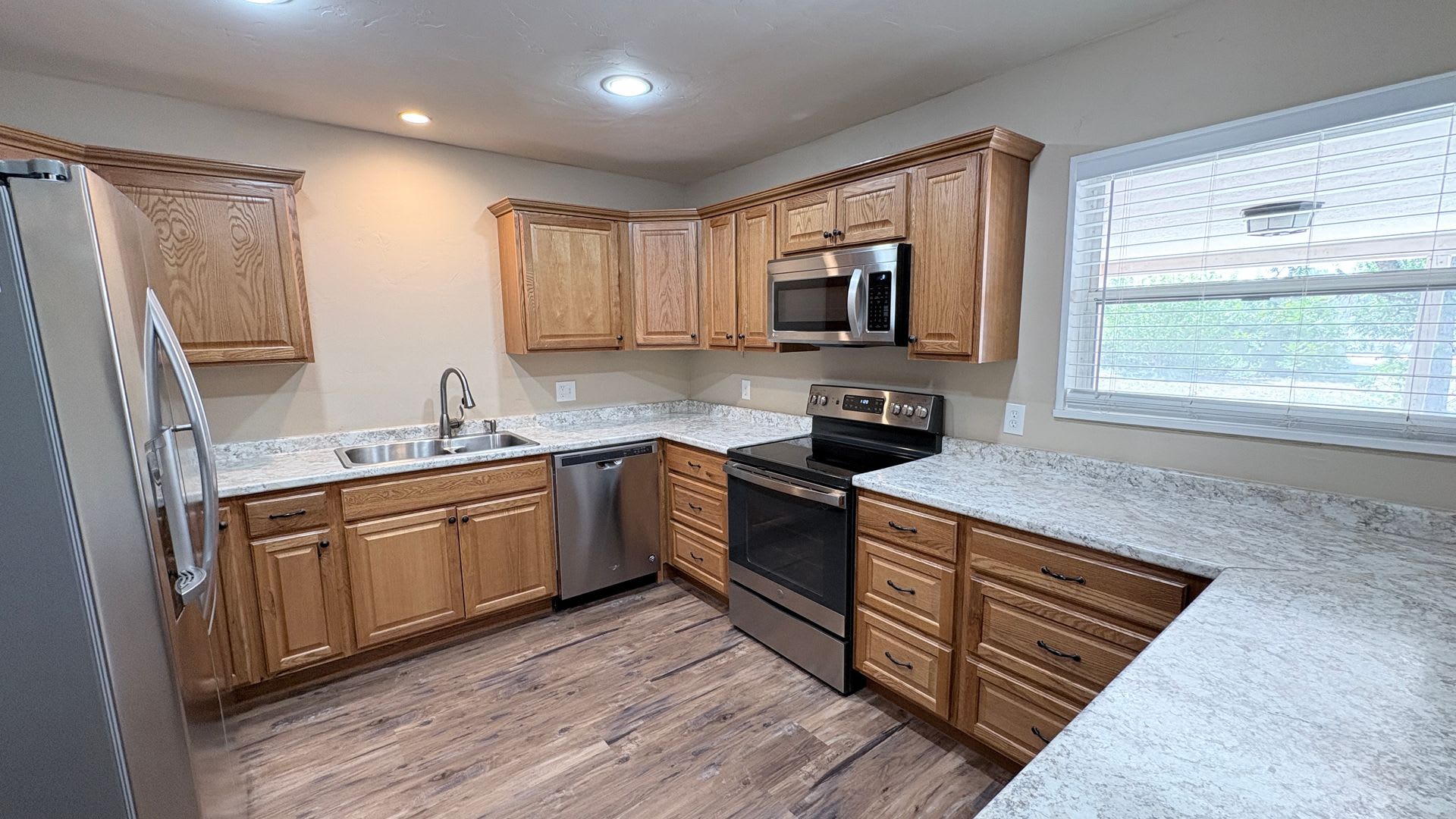 1808 W 3rd – photo 4