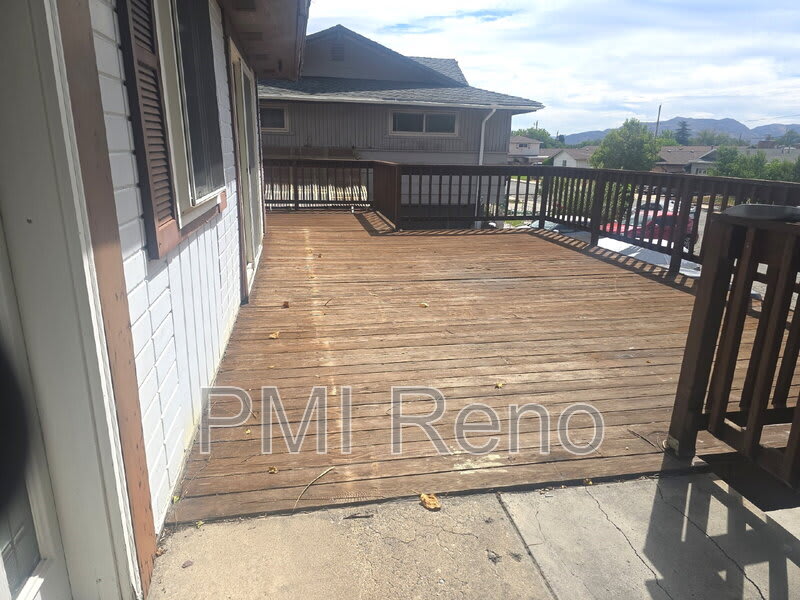 1960 Brunetti Way – photo 3