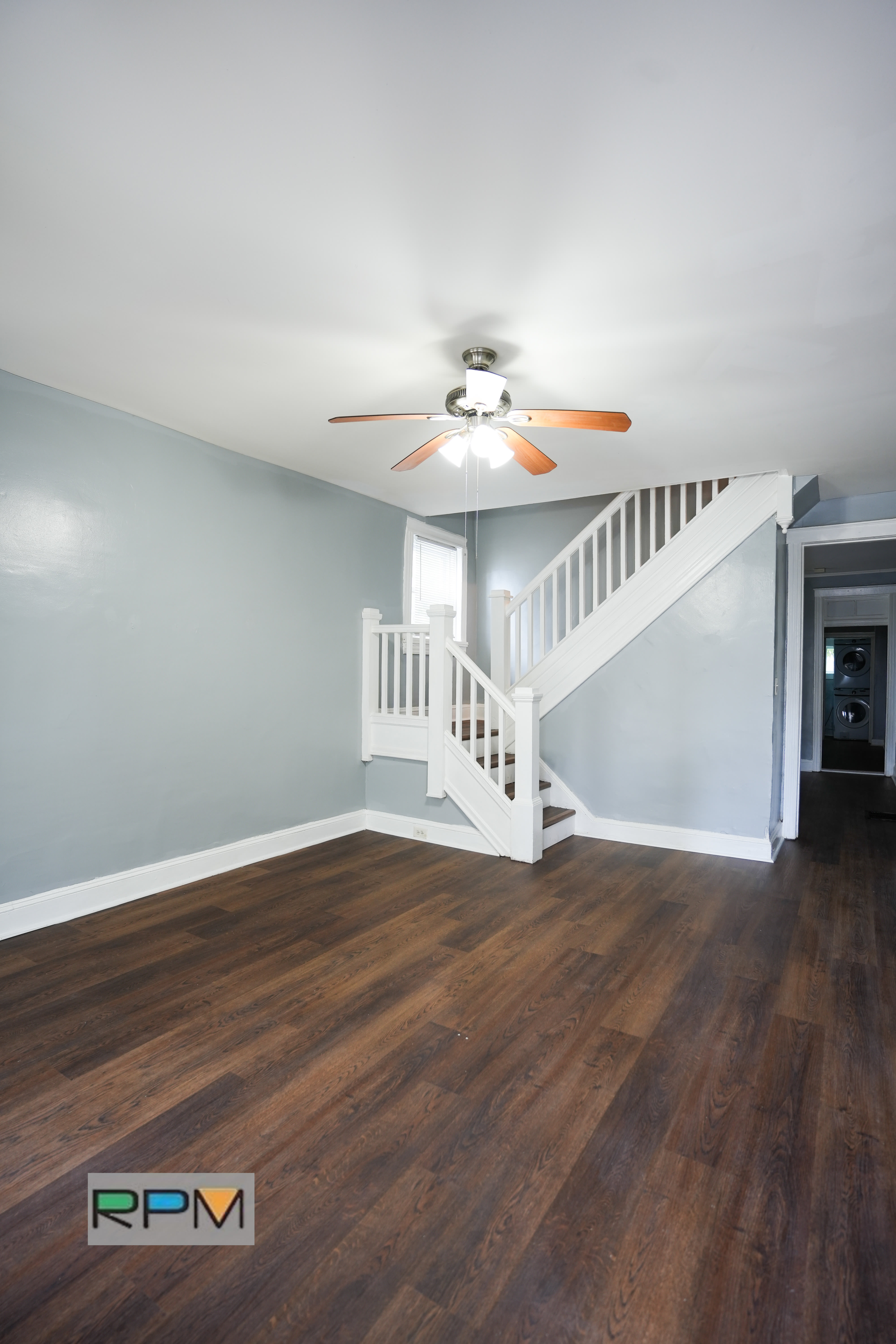 819 E 41st St – photo 3