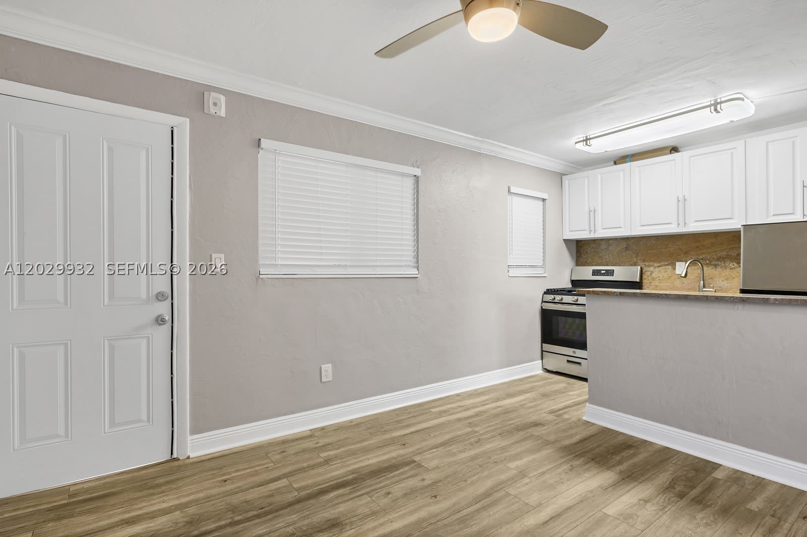 1014 Salzedo St – photo 3