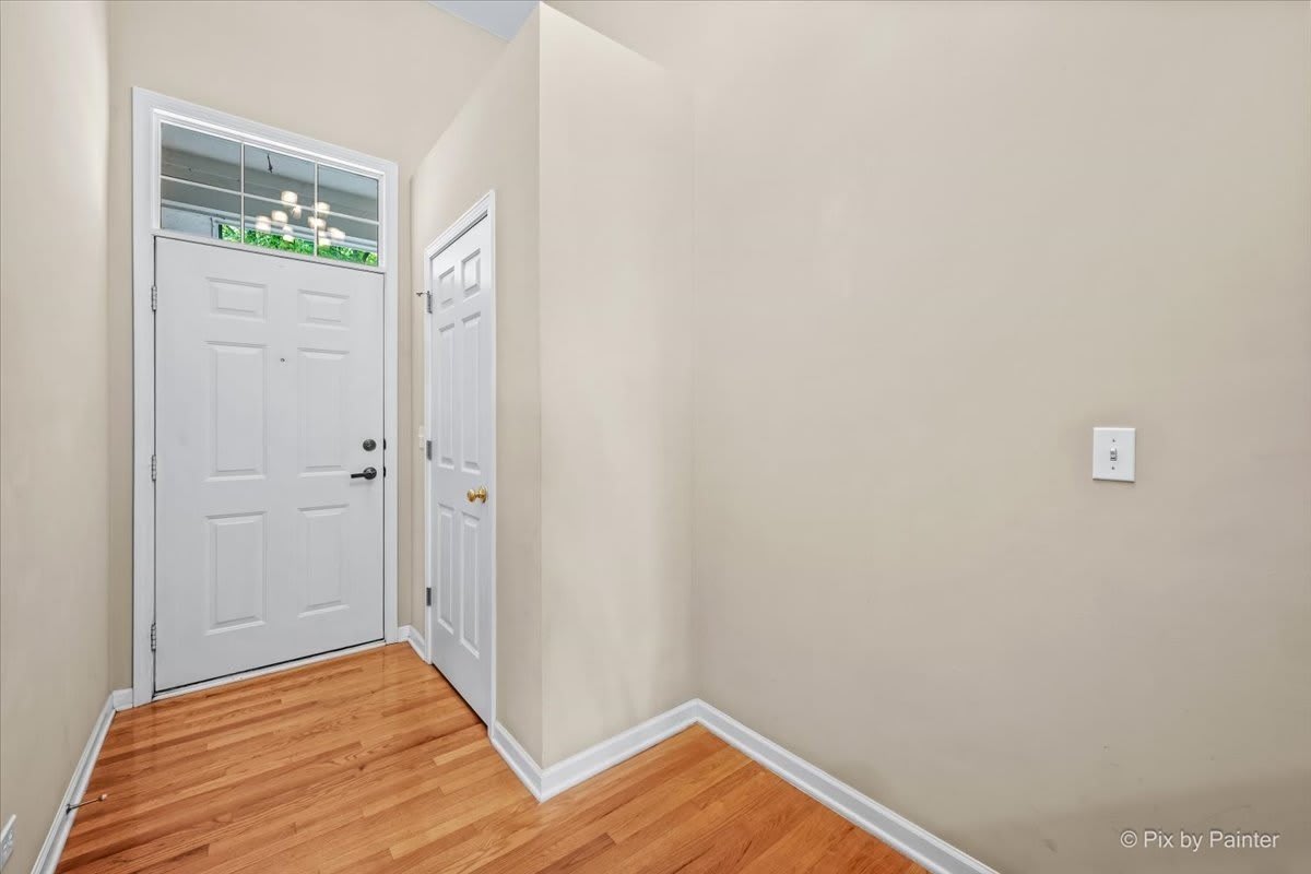 1058 E Danbury Drive – photo 4