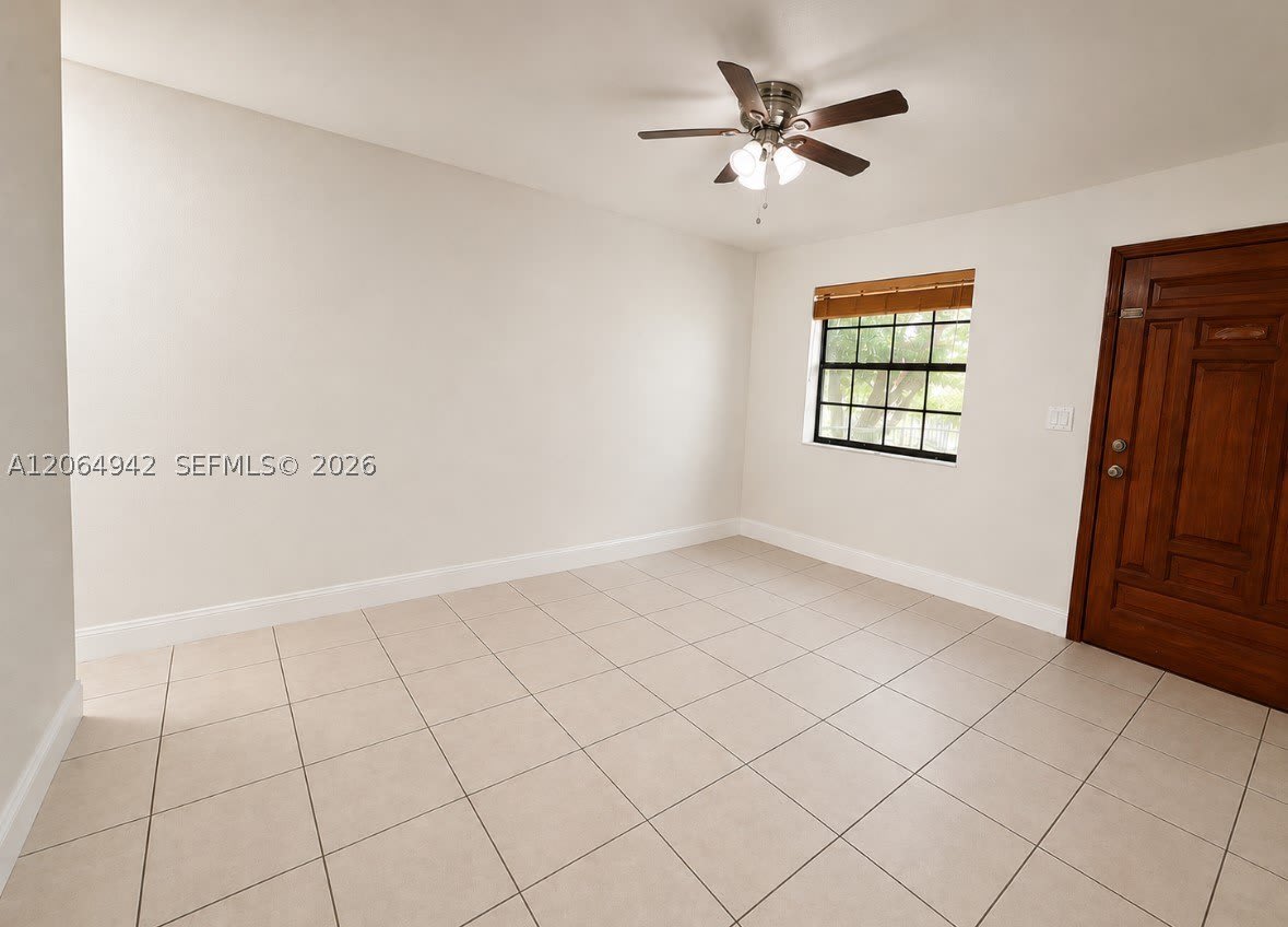 525 SW 78th Ct – photo 4