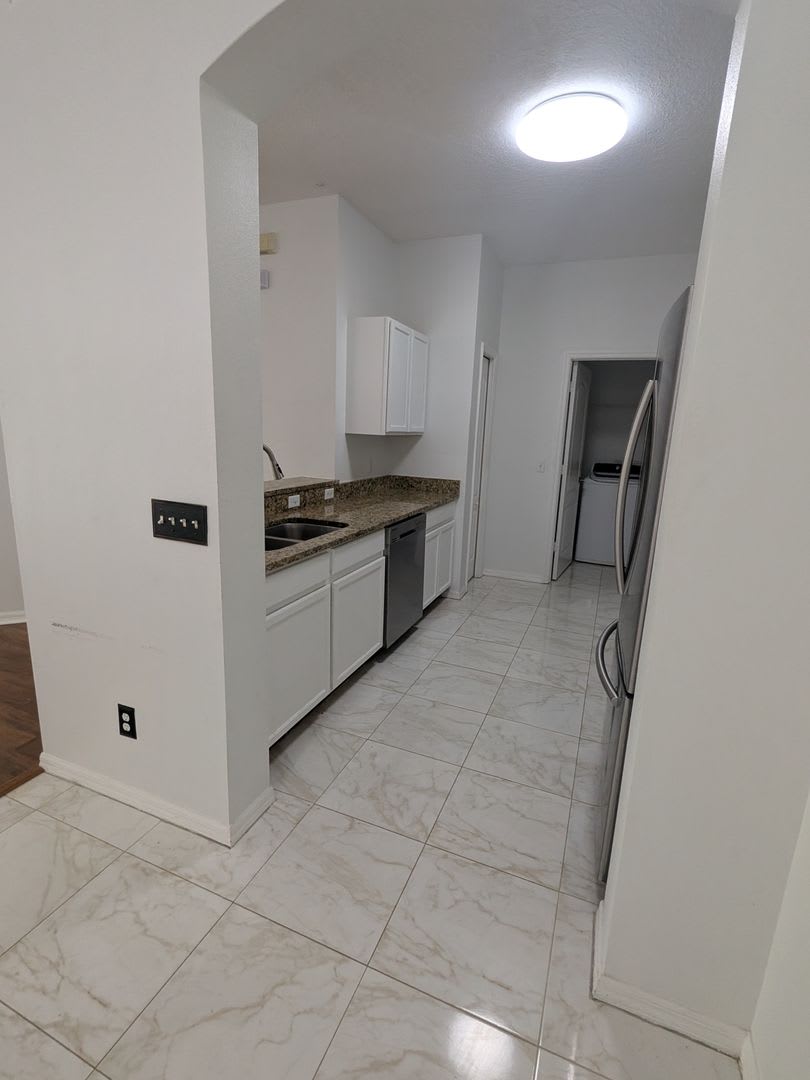 3 Bedroom 2 5 Bath Townhome In The Brentwood Community Of Live Oak – photo 4