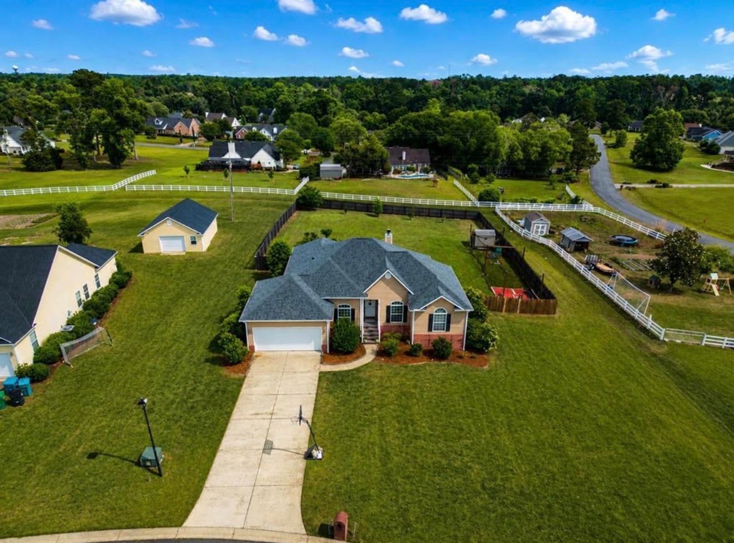 4004 Grey Oak Drive – photo 1