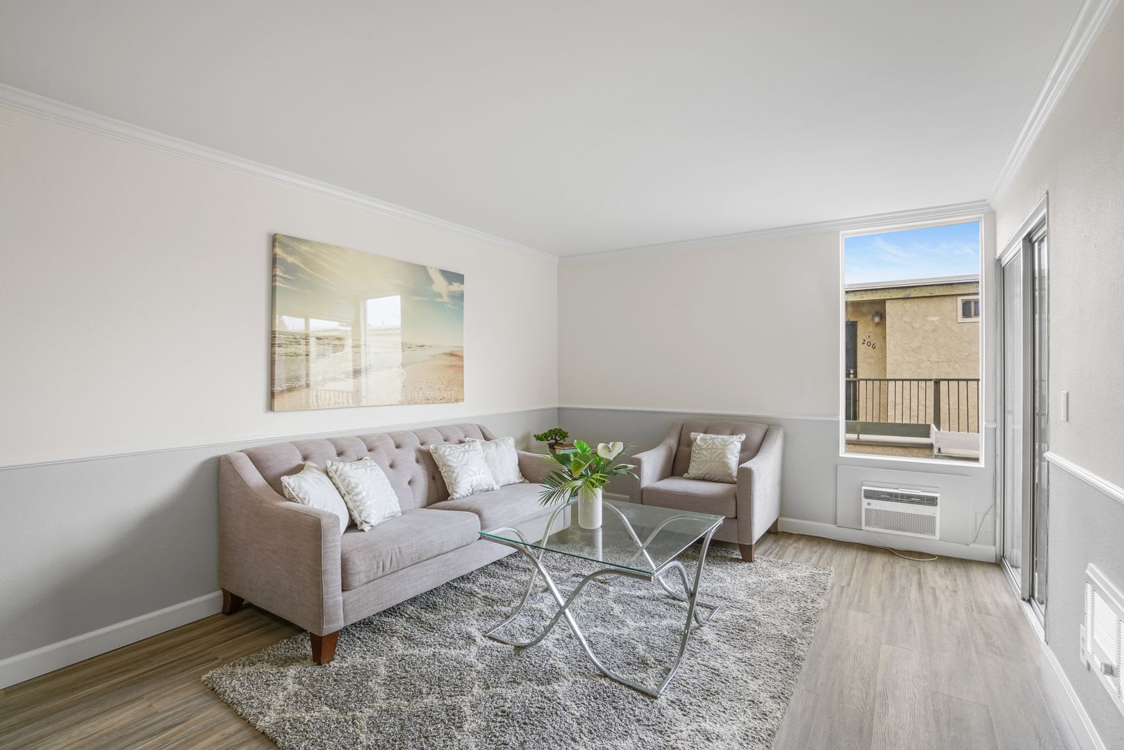 FOR RENT 1Br/1Ba 626 Sf Second Floor Condo Located In The Vibrant Allied Gardens/Del Cerro Neighborhood – photo 4