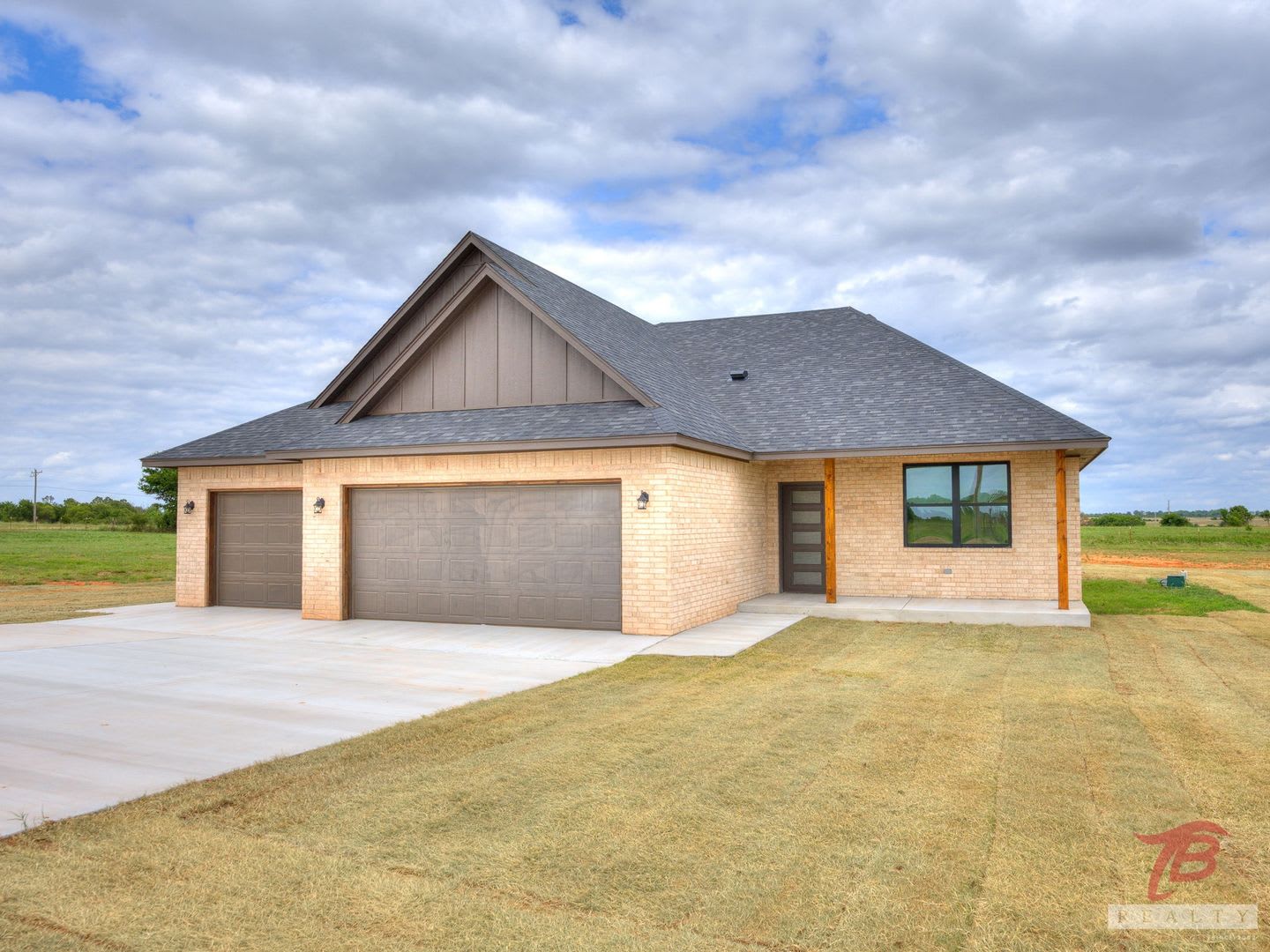 Brand-New Home for Sale in Chisholm Trail Estates – photo 3