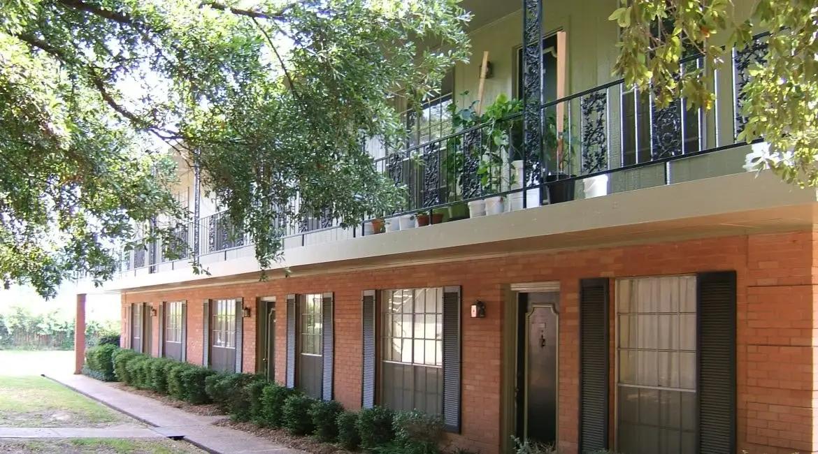 The Briars Apartments – photo 4