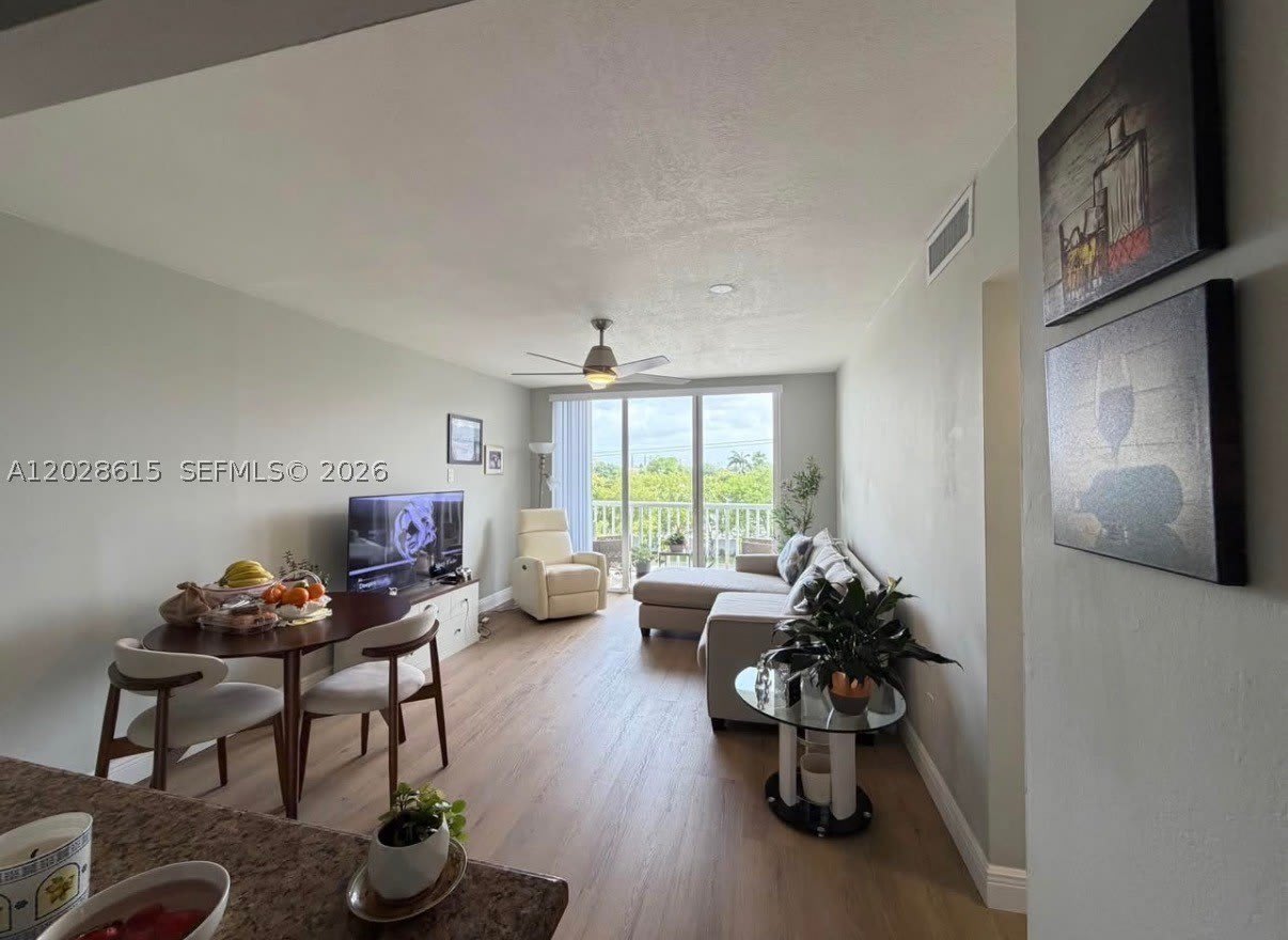 3551 SW 9th Ter – photo 2