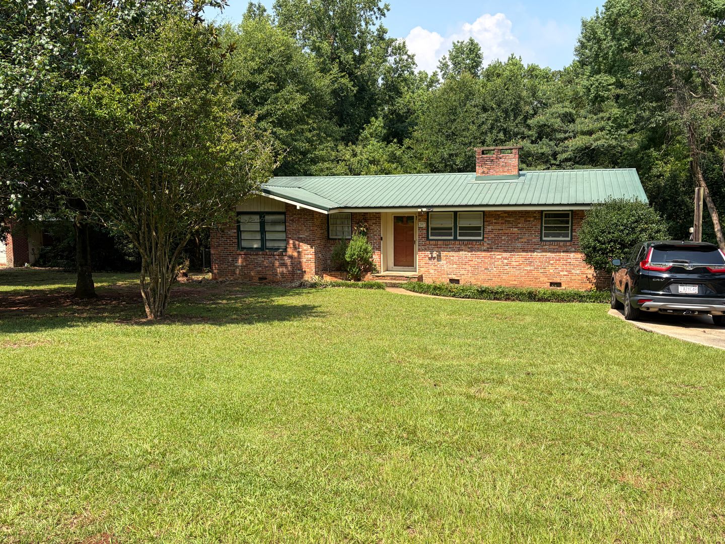 Nice home with pool! – photo 2