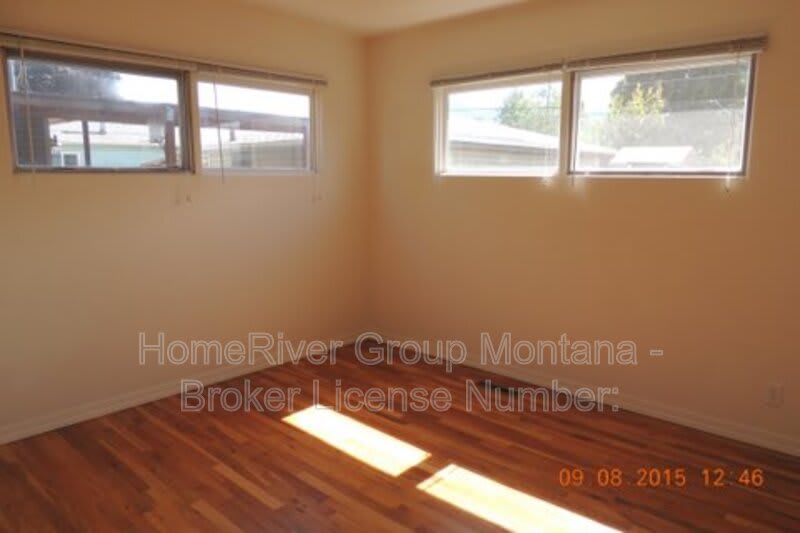 2241 Dearborn Ave – photo 5