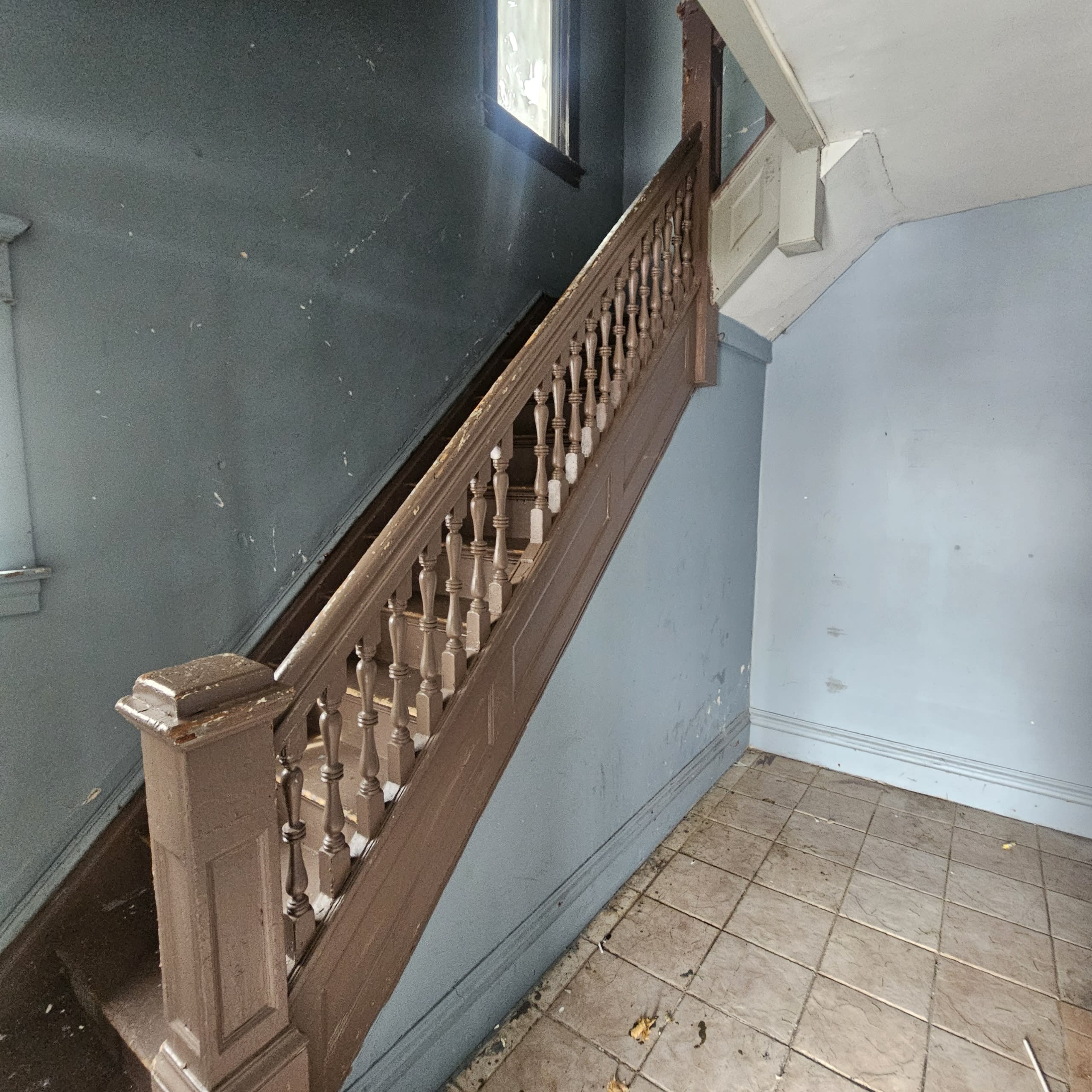 620 College Ave – photo 2