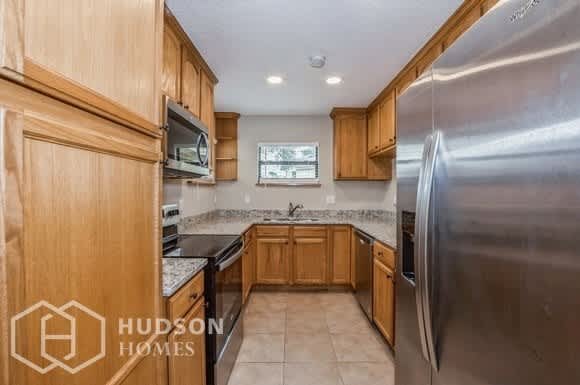 1028 Burnett Street – photo 5