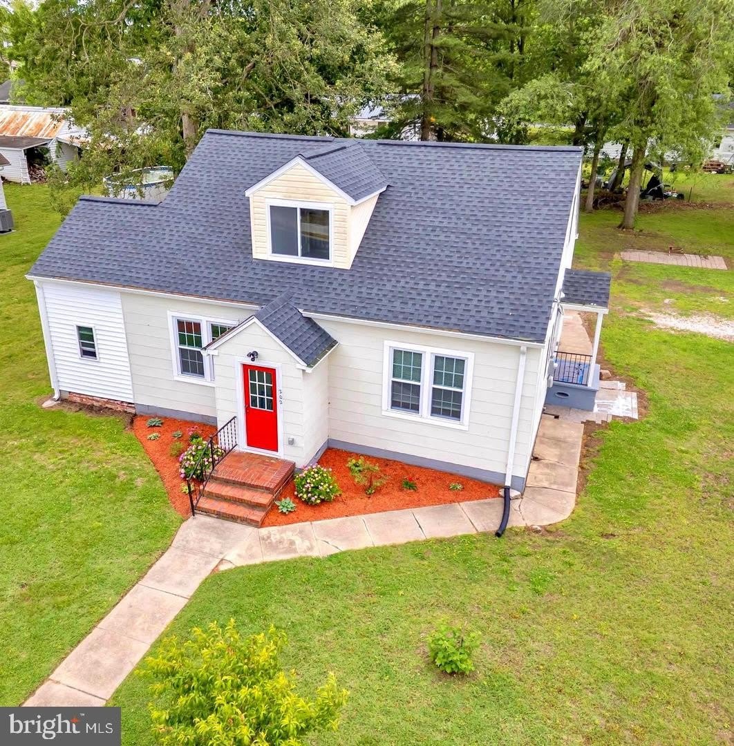 202 OAK Street – photo 1