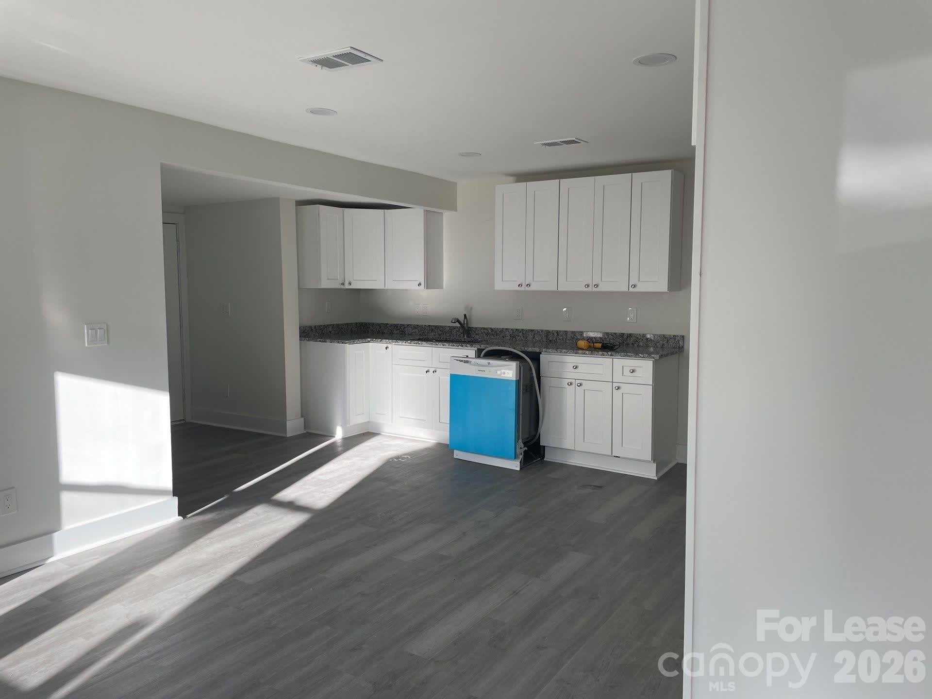 649 Arch Drive – photo 3
