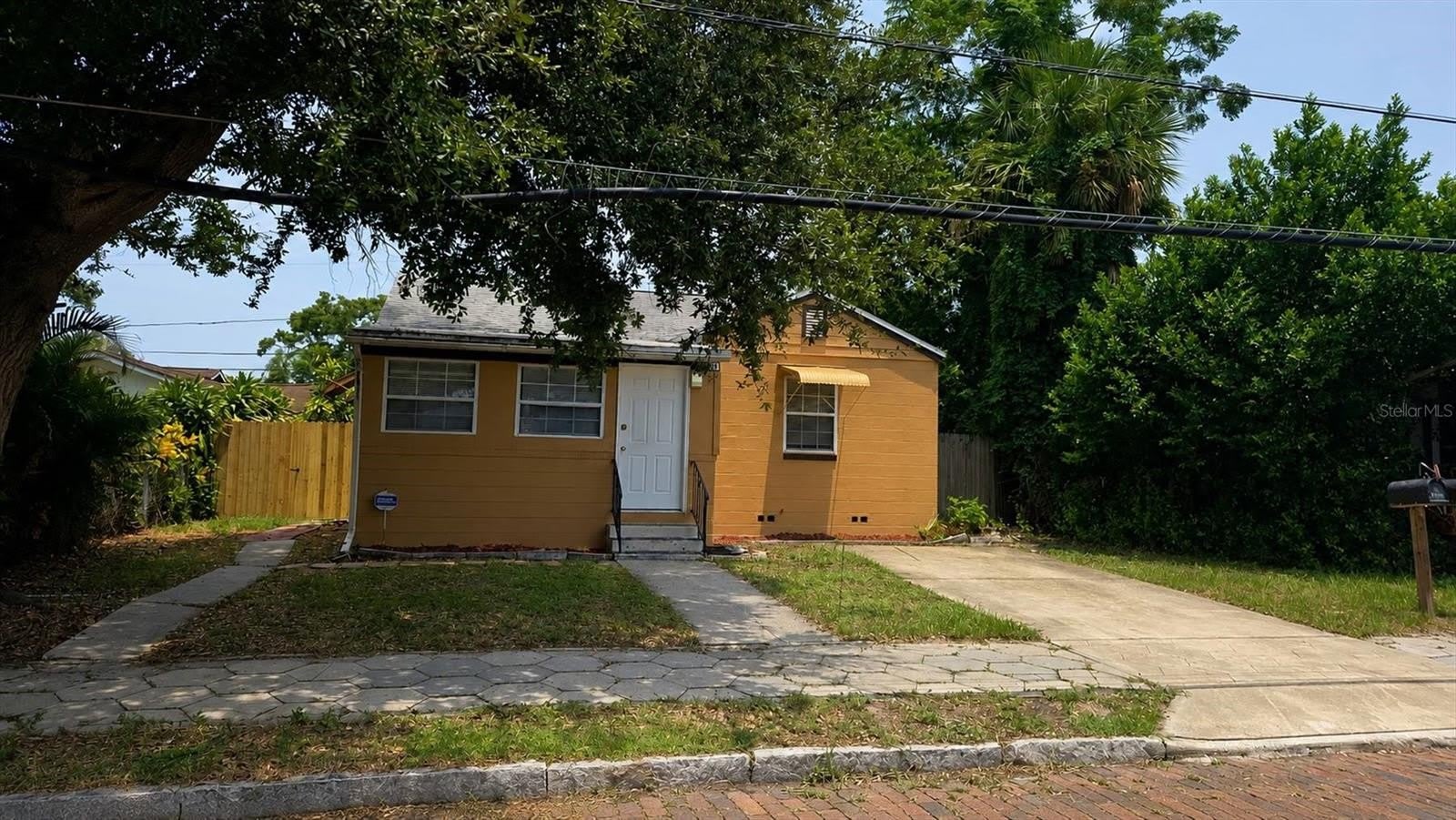 1761 28TH Avenue N – photo 1