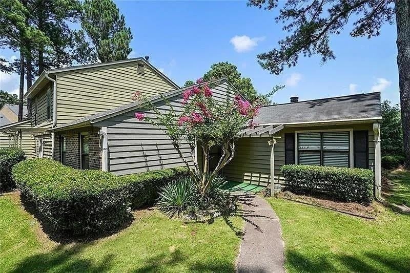 76 Sandalwood Circle – photo 1