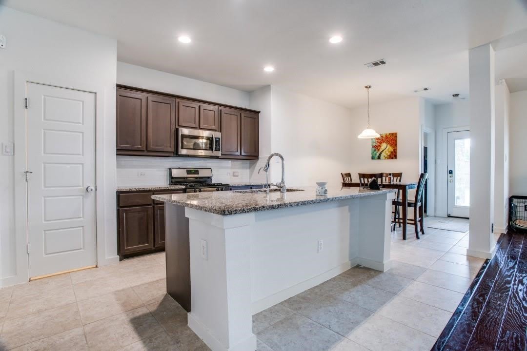 1905 Ranch Trail Road – photo 2