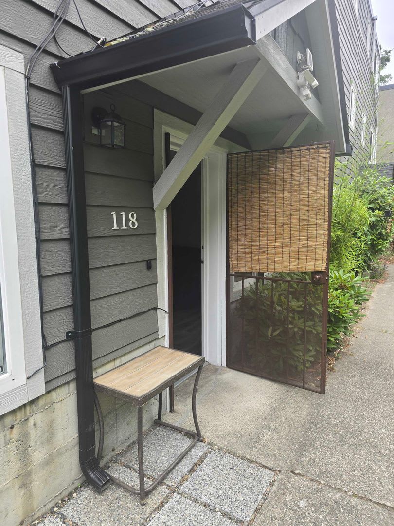 240 S 152nd St Apt 118 – photo 2