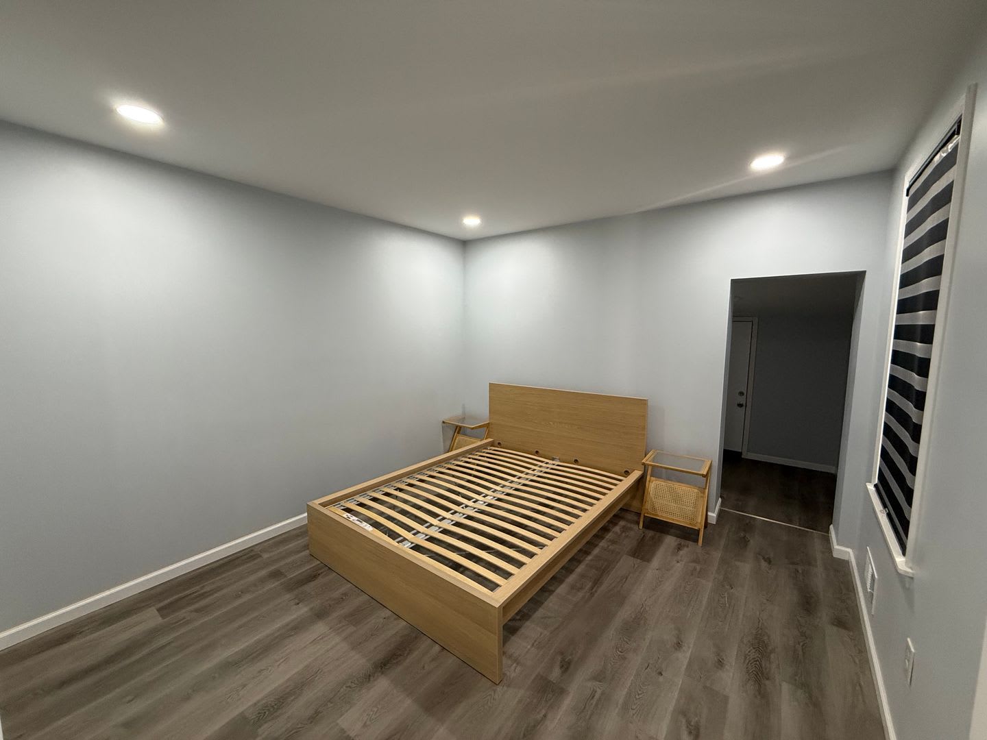 Newly Renovated Bi-Level One Bedroom – photo 5