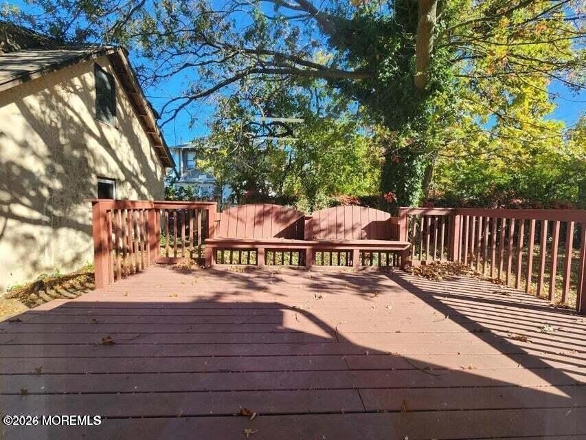 225 Shore Boulevard – photo 3