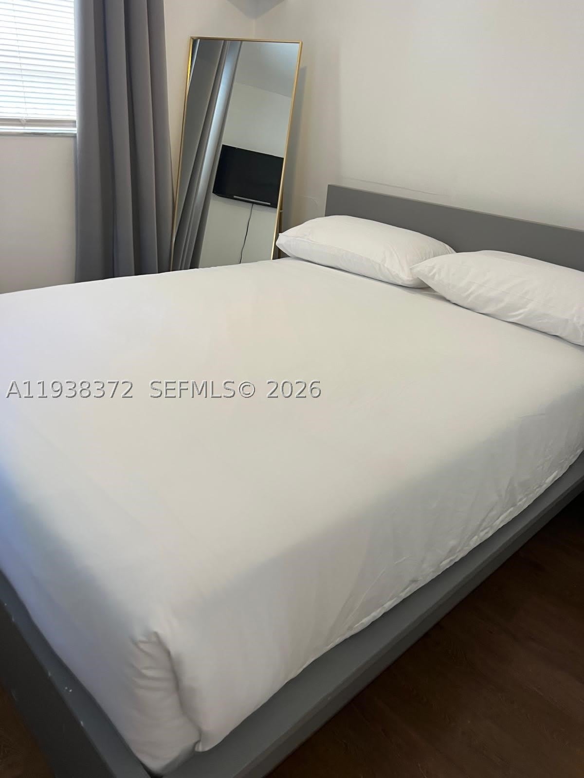 740 Michigan Ave – photo 2