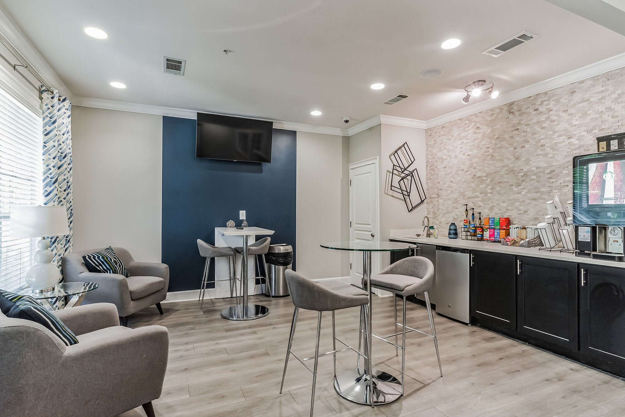 Atlanta Clairmont – photo 4