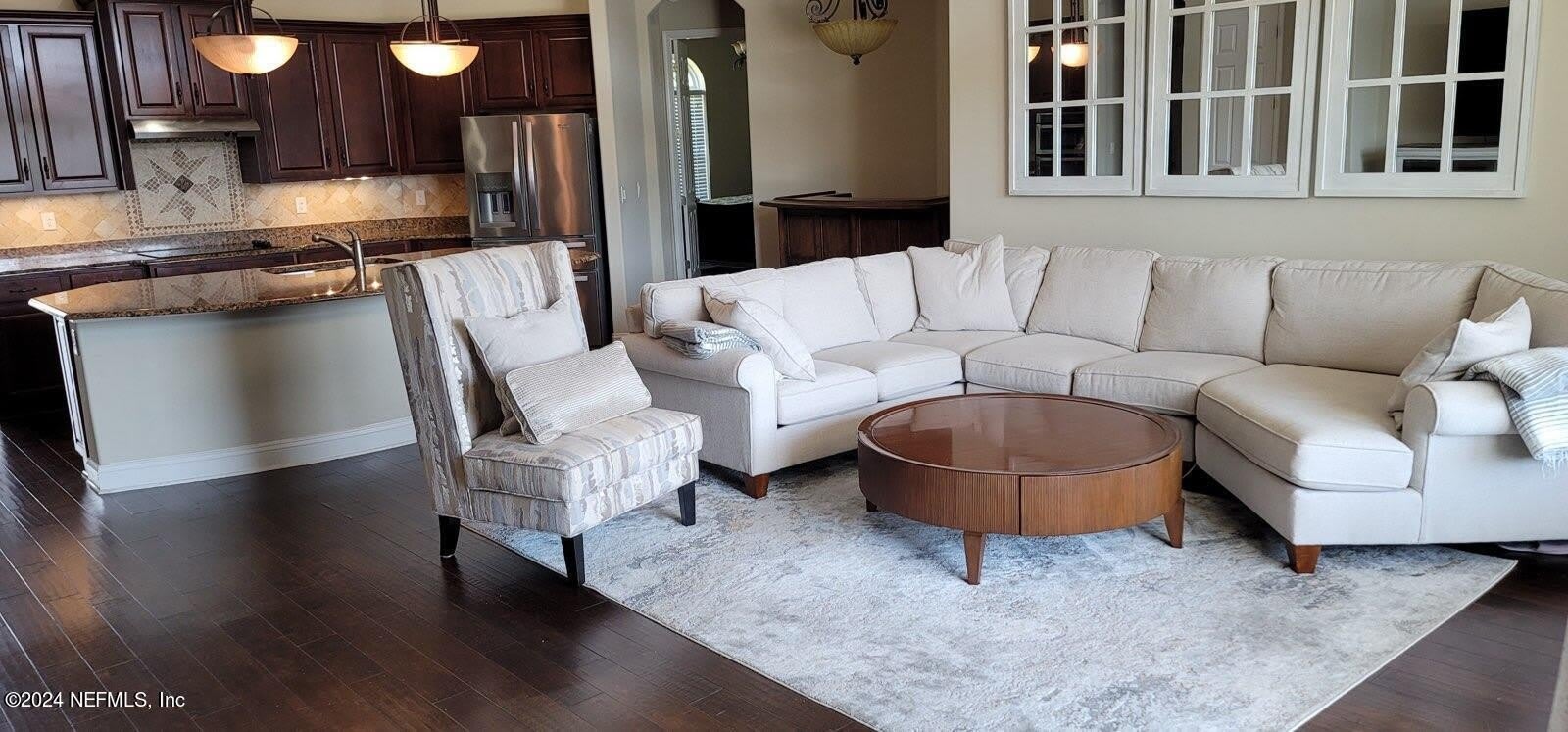 305 ELLSWORTH Circle – photo 5