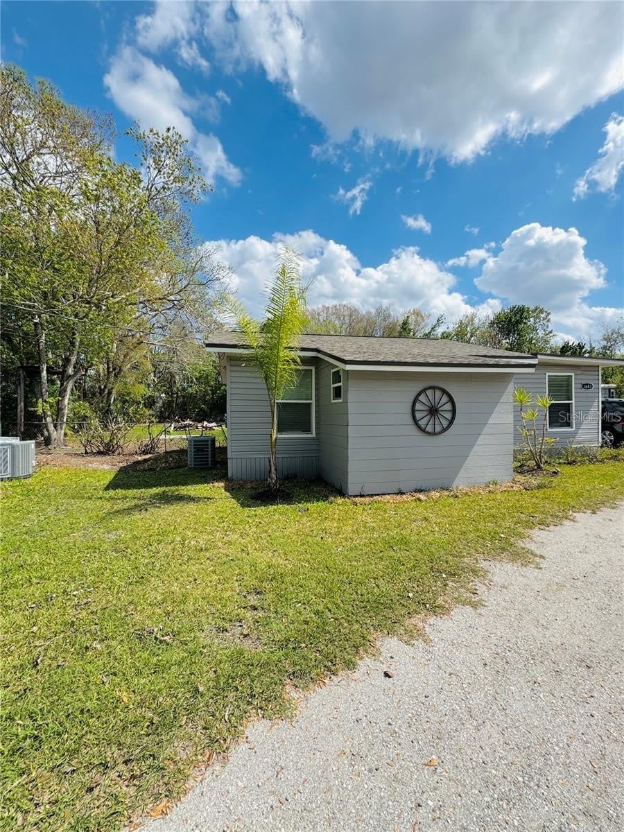 1683 FRICKE Avenue – photo 2